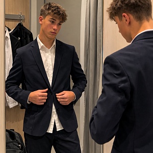 Пиджак для питерского школьника: как выбрать и с чем носить?