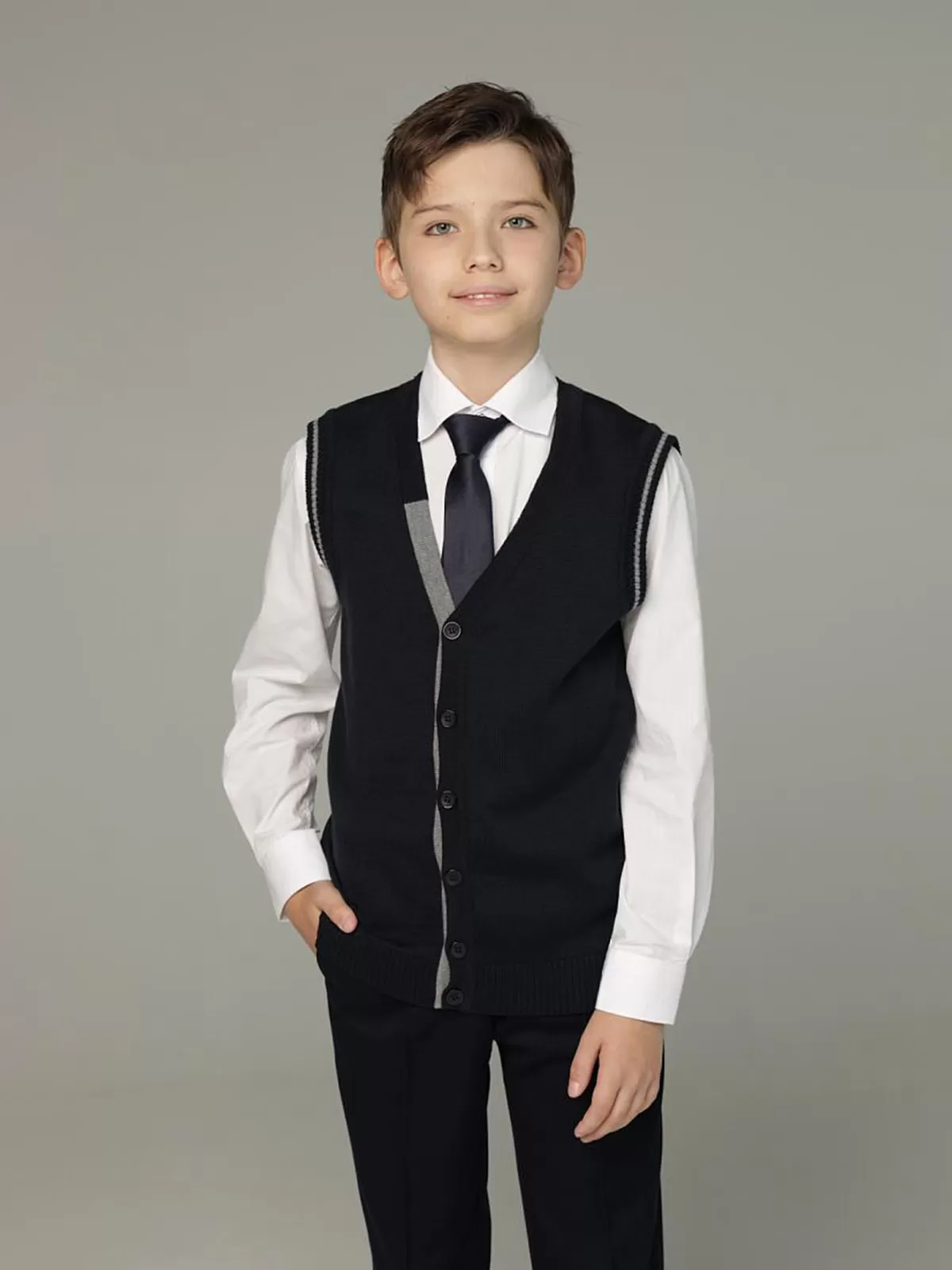 Вязаный жилет для мальчика Генри (ШФ-528)